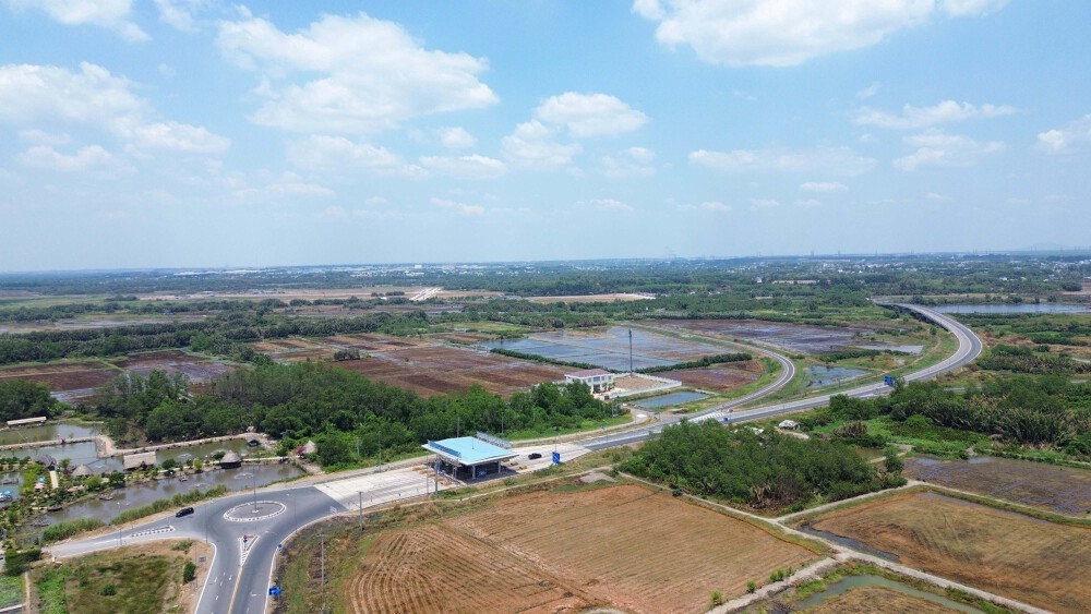 dji0021-compressed-20240508160243116-1787801872.jpg
