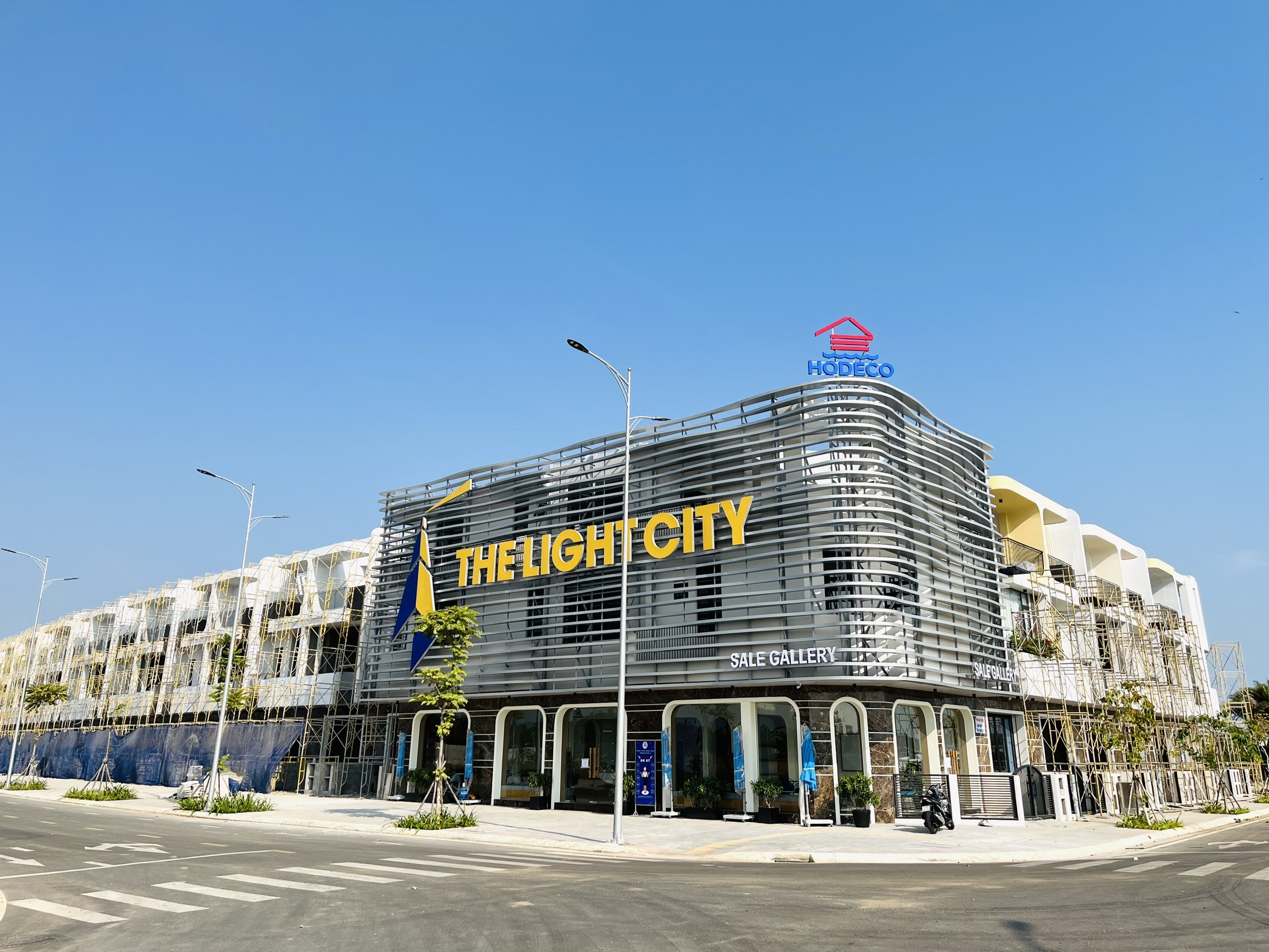 thelightcity-0938989336-1791967069.jpg